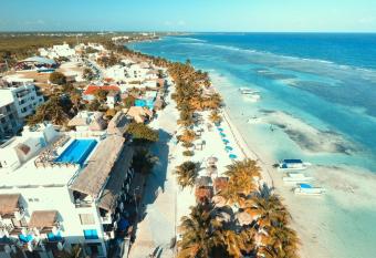 Hotel Blue Reef frente al mar has Balcony rooms