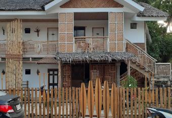 Sand 1 Hostel has Balcony rooms
