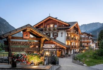 Garn   Letizia has Balcony rooms