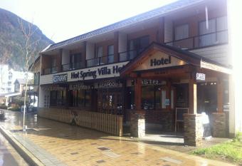 Spring Villa Hotel allows 18 year olds to book a room