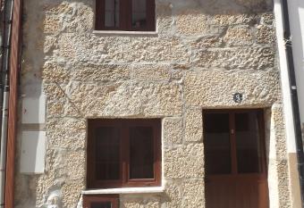 Casa dos Poetas allows 18 year olds to book a room