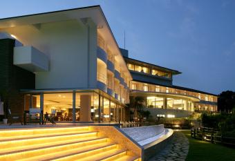 Hotel Hamahigashima Resort has Balcony rooms