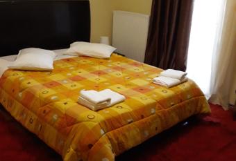 Ageri has Balcony rooms