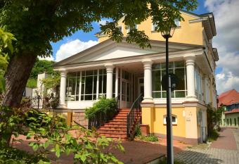 Bellevue Gastgeberei has Balcony rooms