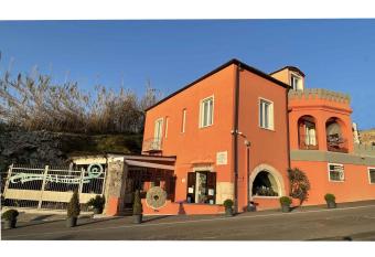 Giu al Mulino has Balcony rooms