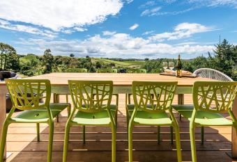 Tui Villa at Putaki Bay has Balcony rooms