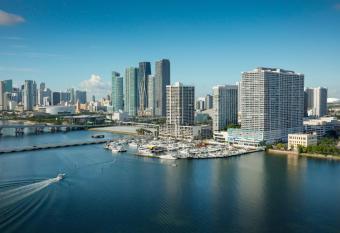 DoubleTree by Hilton Grand Hotel Biscayne Bay has Balcony rooms