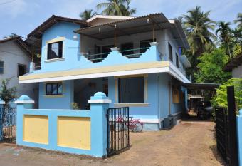Suvarna Holiday Home has Balcony rooms