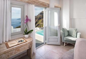 Athina Luxury Suites allows 18 year olds to book a room