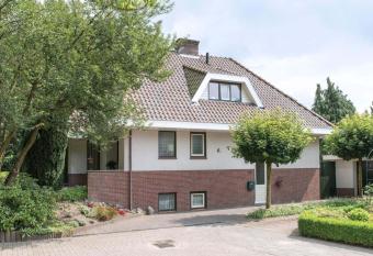 B&B De Loenense Bossen has Balcony rooms