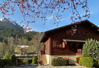 La Joly - ChaletYap has Balcony rooms