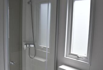 Camping L Ocean has rooms with a private hot tub