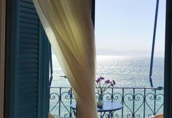 Hotel Areti allows 18 year olds to book a room