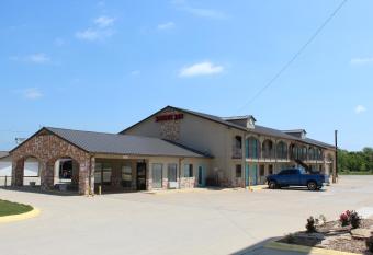 Sanger Inn has Smoking rooms