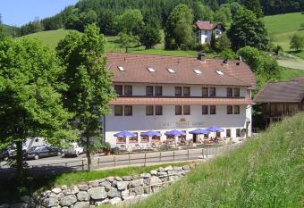 Hotel Sonne has Balcony rooms