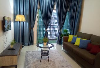 Casarozza Homestay, Southville City has Balcony rooms