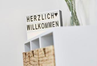 Gl  cksferien- G  nsebl  mchen has Balcony rooms