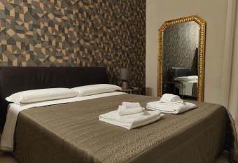 Hotel Trieste has Balcony rooms