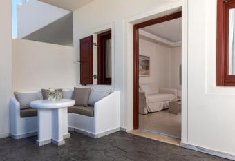 Splendour Resort allows 18 year olds to book a room