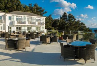 Biarritz Hotel has Balcony rooms