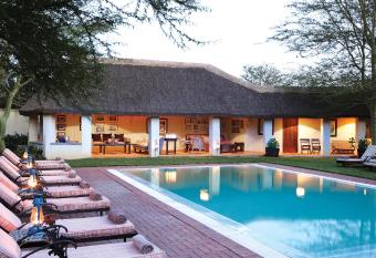 Elephant House has Balcony rooms