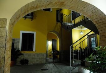 B&B Al Vicoletto has Balcony rooms