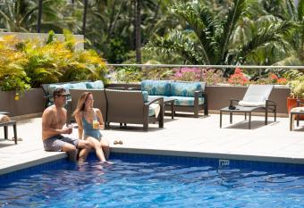 DoubleTree by Hilton Alana - Waikiki Beach has Balcony rooms