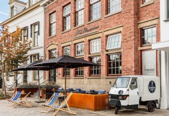 Hotel Bleecker allows 18 year olds to book a room