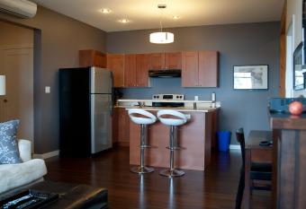 Beyond Bliss Suites & Spa has Balcony rooms