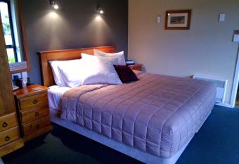 Lake Roxburgh Lodge has Balcony rooms