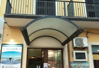 La Conchiglietta has Balcony rooms