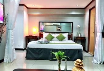 TLT Condotl at Kiener Hills Condominium has Balcony rooms