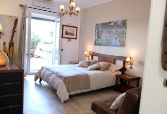 CASA MARINA has Balcony rooms