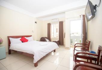 Ngoc Ha Hotel 2 has Balcony rooms