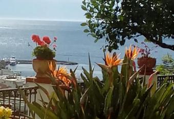 La Casa Del Sole allows 18 year olds to book a room