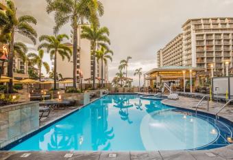 Embassy Suites by Hilton Waikiki Beach Walk allows 18 year olds to book a room