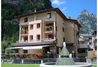 Hotel ristorante Bucaneve has Balcony rooms