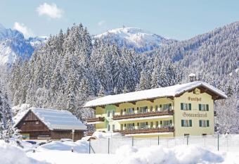 Gasthof Gosauschmied has Balcony rooms