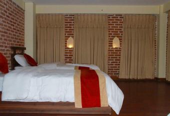 HOTEL LAYAKU DURBAR allows 18 year olds to book a room