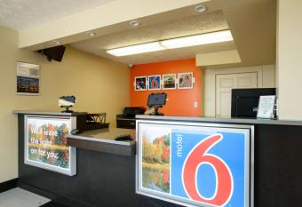 Motel 6 Mt Jackson-Shenandoah allows 18 year olds to book a room
