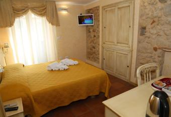 B&B Residenza Cardinale has Balcony rooms