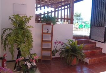 La Casita de Estrella allows 18 year olds to book a room