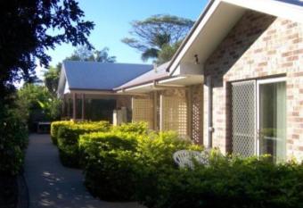 Redland Bay Motel has Balcony rooms
