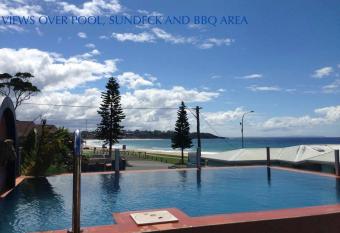 Beach House Mollymook allows 18 year olds to book a room