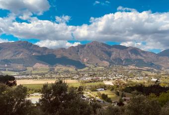 SugarBee Cottages allows 18 year olds to book a room
