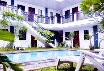 ELTI CONDOTEL By Bluebookers has Balcony rooms