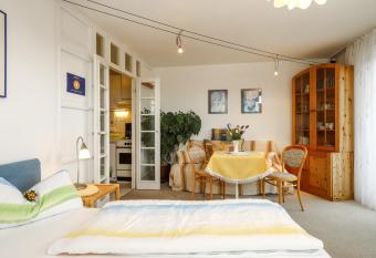 Ferienwohnung Holiday 2 has Balcony rooms