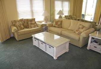 Waters Edge Condominiums has Balcony rooms