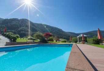 Hotel Lindnerhof has Balcony rooms