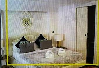 Naviglio81 allows 18 year olds to book a room